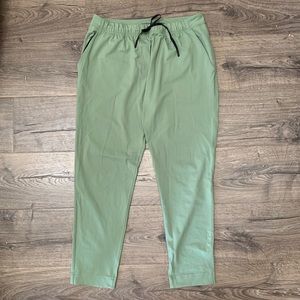 Lululemon On The Fly Pant